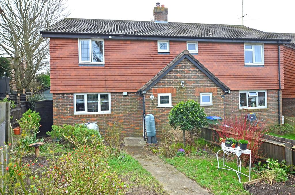 Allington Crescent, Newick, East... 3 bed semidetached house £365,000