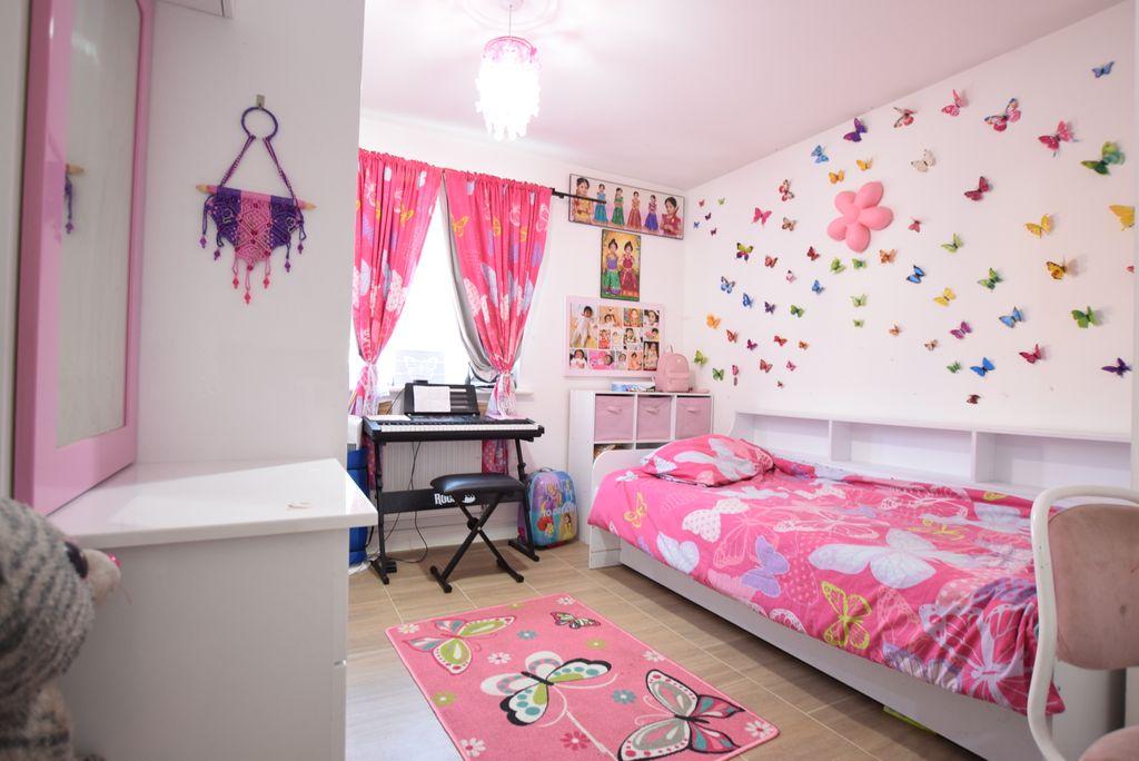 Bedroom 3 (Double)