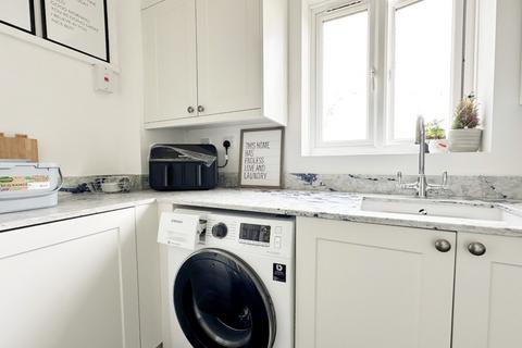 undefined, The Grove, Aldershot