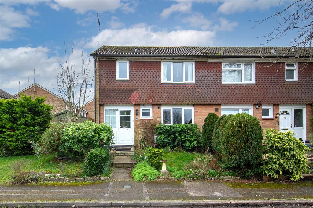 Breachwood Green, Hitchin SG4 3 bed end of terrace house for sale £