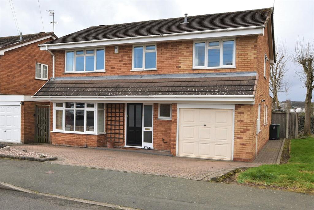 Hamilton Avenue, Halesowen, West Midlands, B62 4 bed detached house £500,000