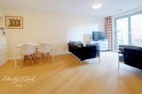 undefined, Paton Close, LONDON
