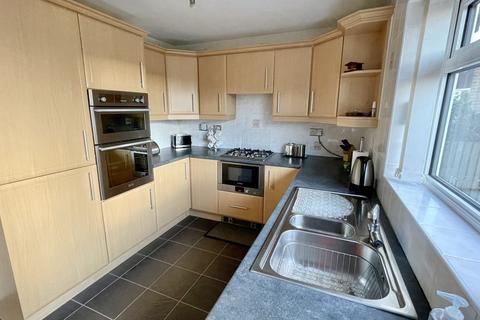 8 Calver Close, Dodworth, Barnsley, S75 3QW