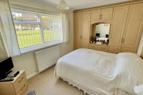 8 Calver Close, Dodworth, Barnsley, S75 3QW