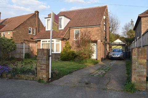 4 Link Road, Datchet, Slough, SL3 9LB