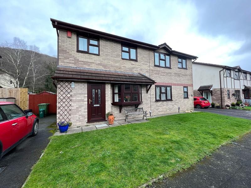 GlanYFfordd, Taffs Well, Cardiff.... 3 bed semidetached house £240,000