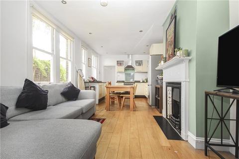 2 bedroom apartment to rent, Salford Road, London, SW2
