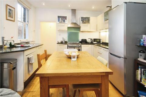 2 bedroom apartment to rent, Salford Road, London, SW2