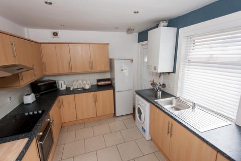 6 bedroom house to rent, Norwood Terrace, Leeds LS6