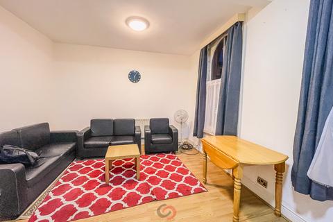 Elgin Avenue, London  W9