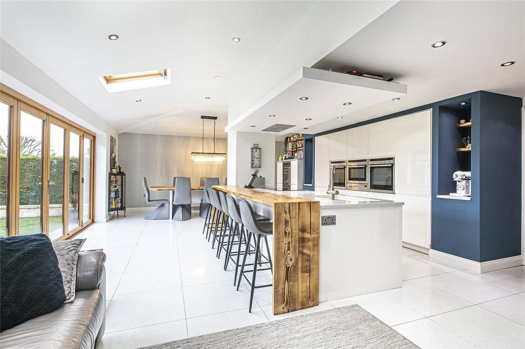 Sorby Way, Wickersley, Rotherham... 4 bed detached house £525,000