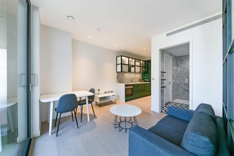 undefined, Bagshaw Building, Wardian, Canary Wharf, London, E14