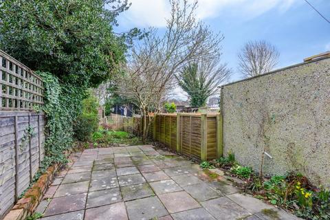 13 Baston Road, Bromley, BR2 7BD