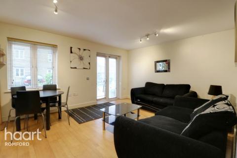 1 Romside Place, Romford, RM7 7EE