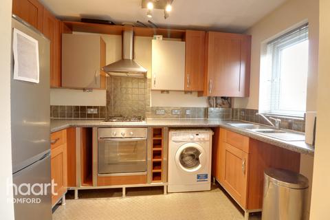1 Romside Place, Romford, RM7 7EE