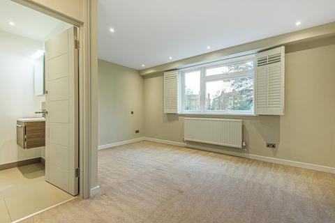 2 bedroom apartment to rent, Courtlands Richmond,  Richmond,  TW10