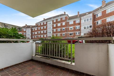 2 bedroom apartment to rent, Courtlands Richmond,  Richmond,  TW10