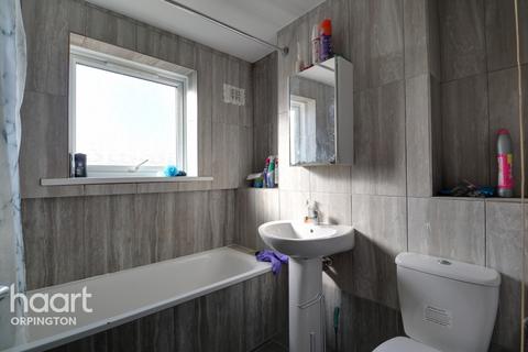 Flat 5, Bredgar House Westwell Close, Orpington, BR5 4QP