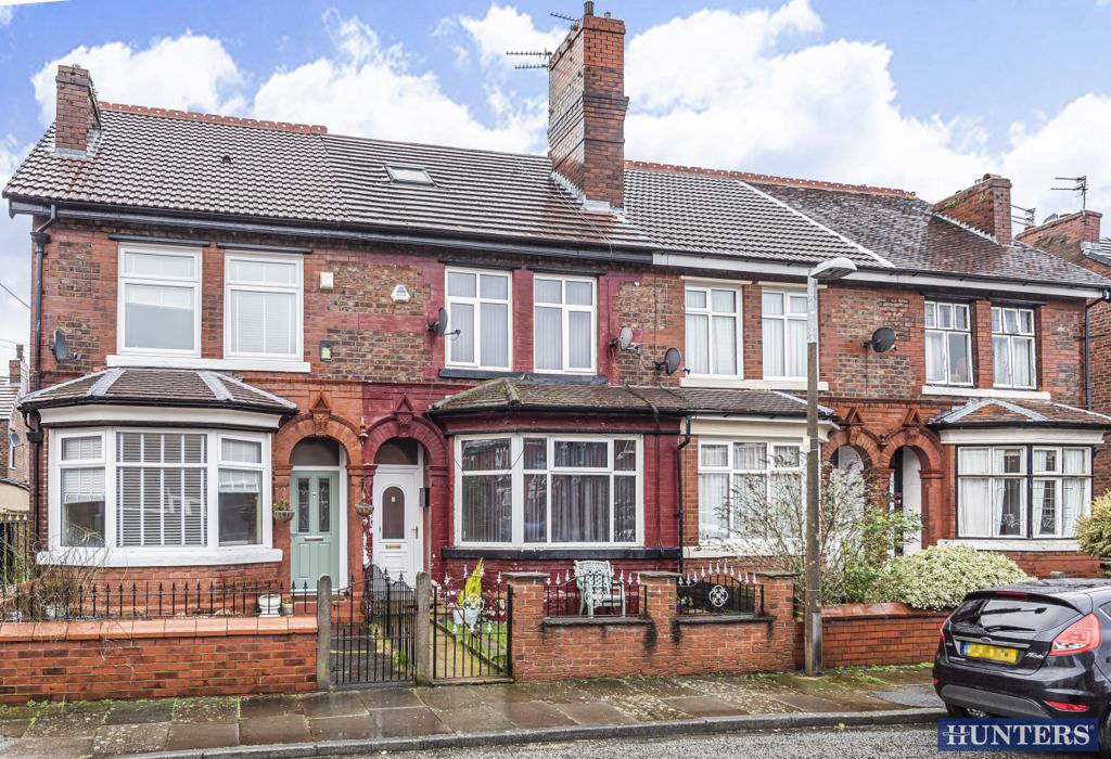 Duffield Road, Salford, Greater Manchester 3 bed terraced house £240,000