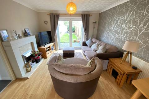 47 Birchfield Crescent, Northampton, NN3 2TG