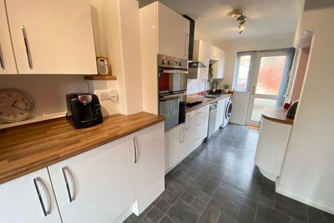 47 Birchfield Crescent, Northampton, NN3 2TG