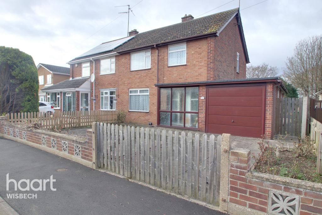 Fenland Road, Wisbech 3 bed semidetached house £220,000