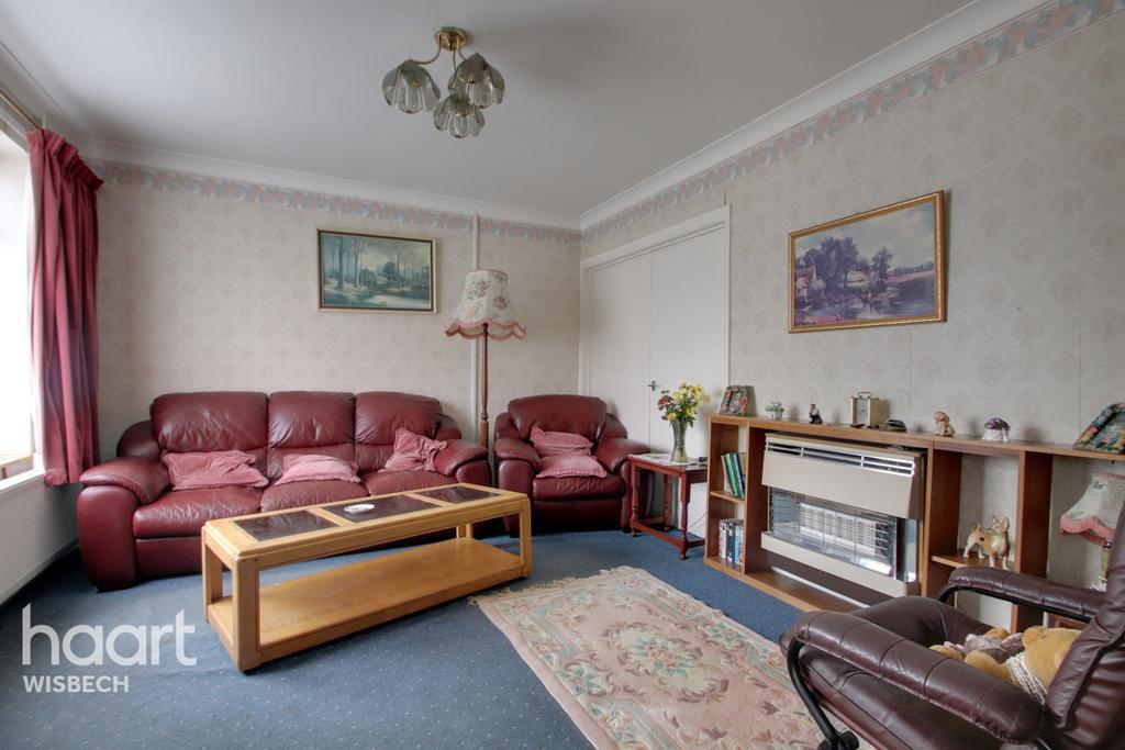 Fenland Road, Wisbech 3 bed semidetached house £220,000