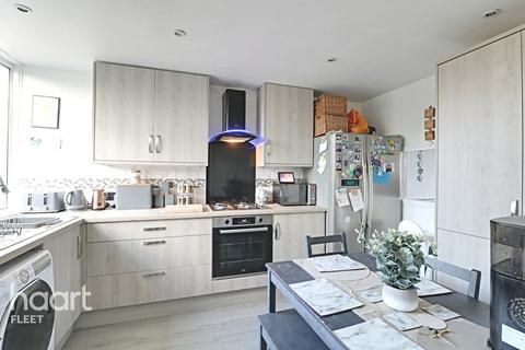 214a Fleet Road, Fleet, GU51 4BQ