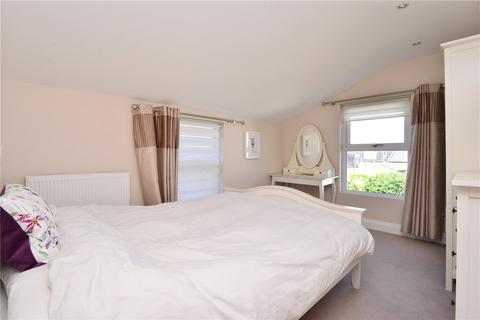 Flat 3, 35 Adys Road, London, SE15 4DX