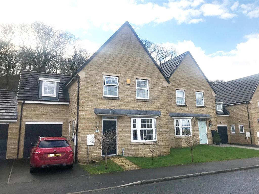 Fountain Head Road, Halifax 4 bed detached house for sale £350,000