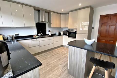 6 Greenfield View, Adwick Upon Dearne, Mexborough, S64 0NF