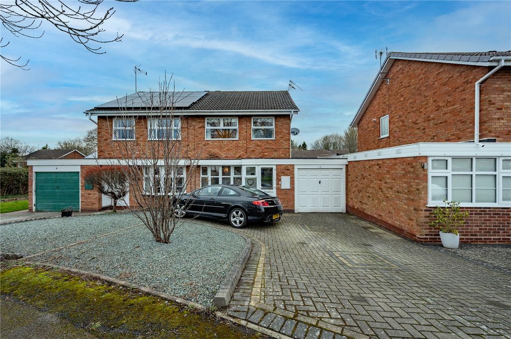 Edgmond Close Winyates West, Redditch, Worcestershire, B98 3 bed semidetached house £270,000
