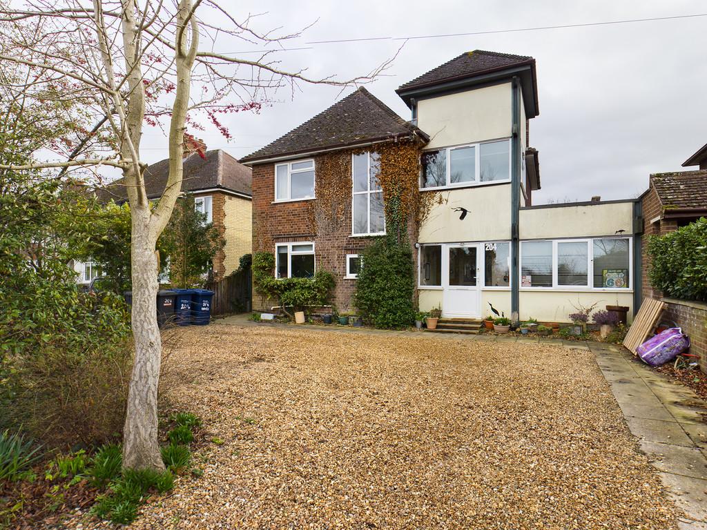 Queen Ediths Way, Cambridge 5 bed detached house £995,000