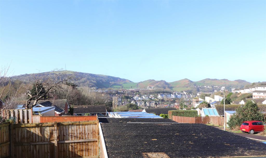 Doone Way, Devon, EX34 3 bed apartment £172,000