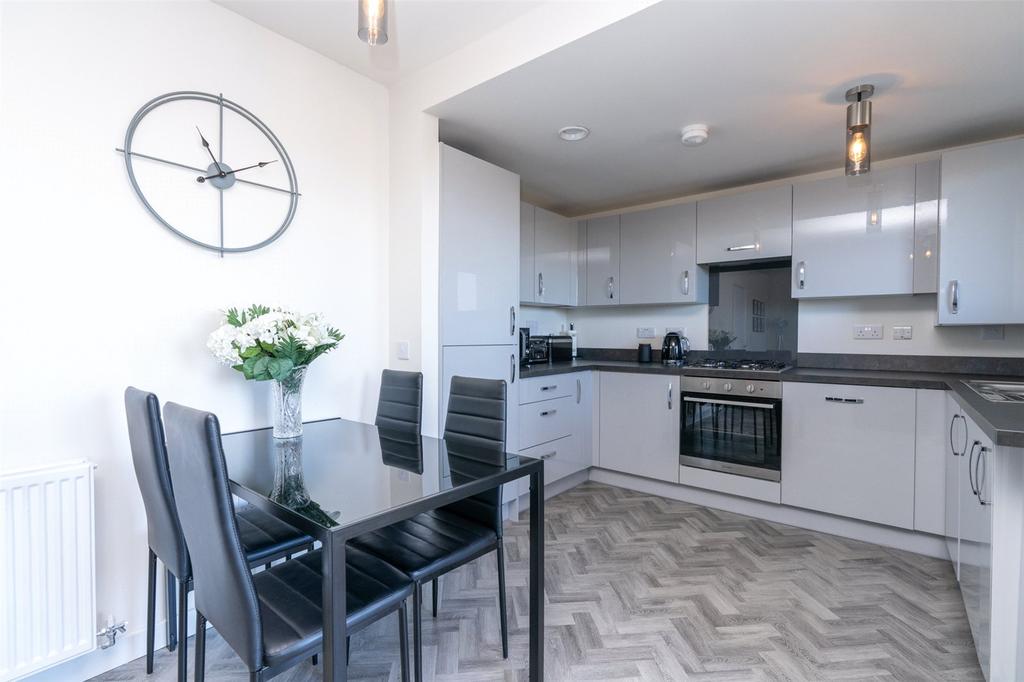 Kitchen Alt