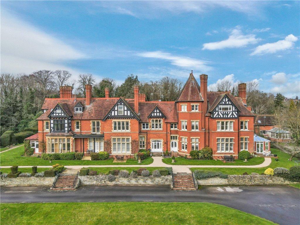 Temple Grafton, Alcester, Warwickshire, B49 2 bed flat £2,250 pcm (£