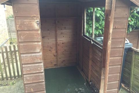 3 Cornfield Road, Reigate, RH2 7HF