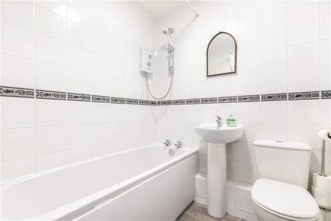 Flat 4, Arncliffe House, 1 Arncliffe Road, Leeds, LS16 5JE