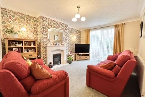 2 Conyers Avenue, Grimsby, DN33 2BY