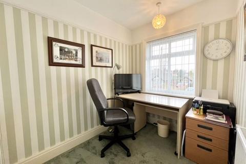 2 Conyers Avenue, Grimsby, DN33 2BY