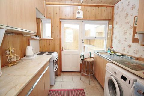 3 bedroom terraced house for sale - The Close, Thornhill, SO18 5RB