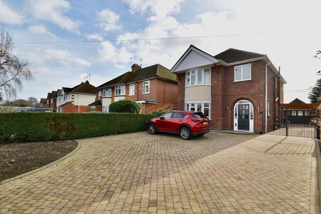 Church Road, Skellingthorpe, Lincoln 4 bed detached house £425,000