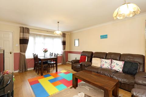 7 Glebe Way, Hanworth, Feltham, TW13 6HJ
