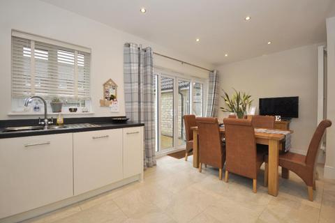 31 Cherhill Way, Calne, SN11 0FG