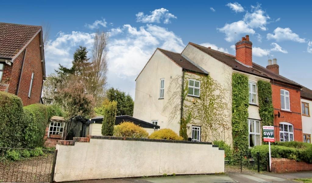 Wakeley Hill, Penn 3 bed semidetached house £280,000