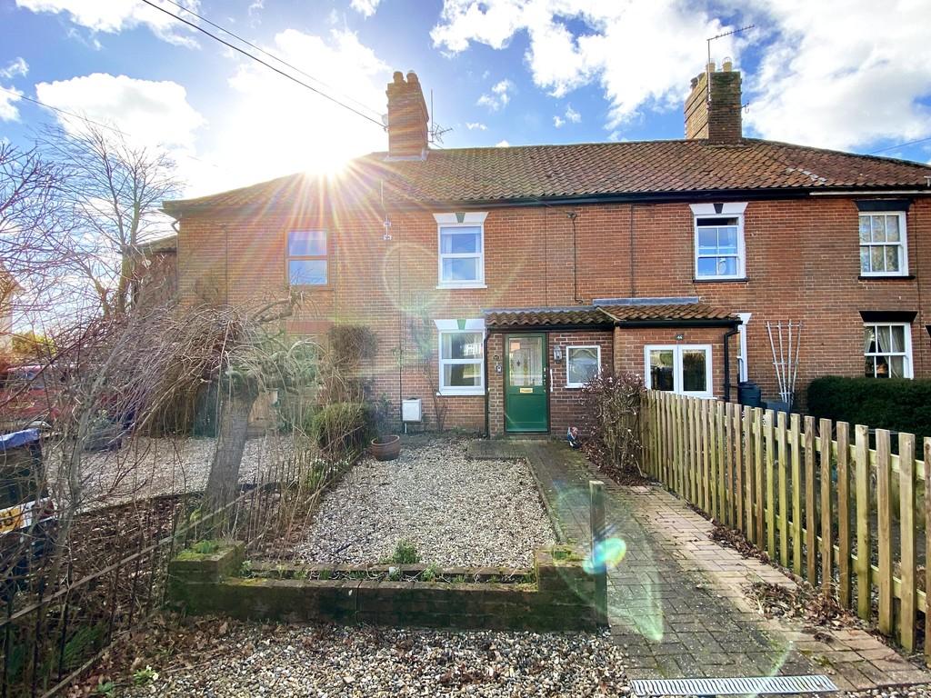 Holton Road, Halesworth 2 bed terraced house for sale £240,000
