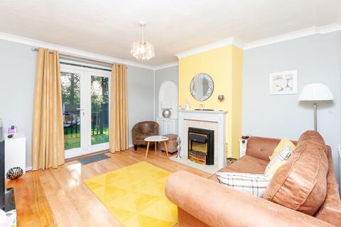 15 Avery Square, Haydock, St Helens, WA11 0XB