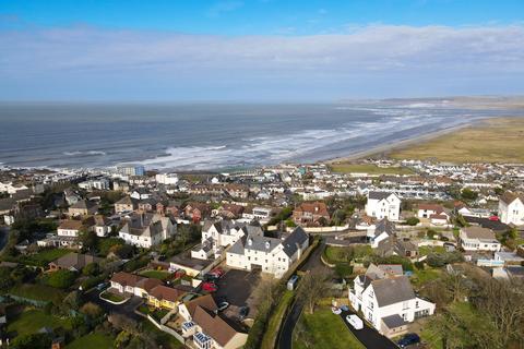 7 College Close, Westward Ho, Bideford, EX39 1BL