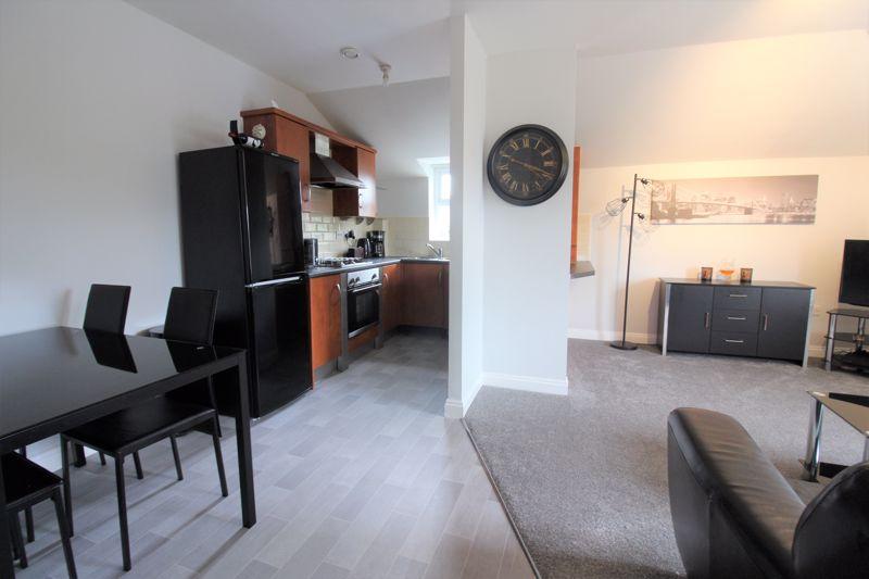 Eastham Rake, Eastham 2 bed apartment £127,500