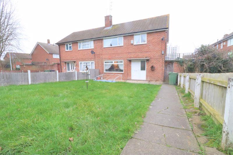 Grasswood Road, Woodchurch 3 bed semidetached house £145,000